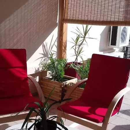 Old Polis Dreamplace ريثيمنو
